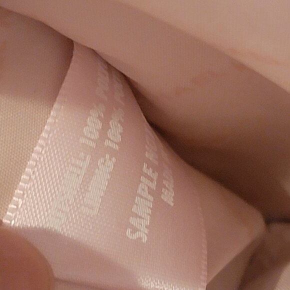 Michael Kors Pale Pink Trousseau Bag Wristlet & Dust Bag NWOT - Picture 13 of 15